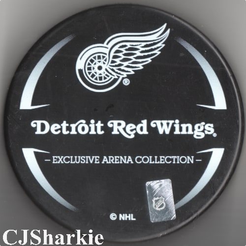 2019-2020 Matchup Puck back view