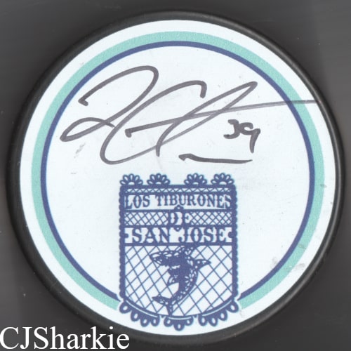 2021-2022 Los Tiburones Puck